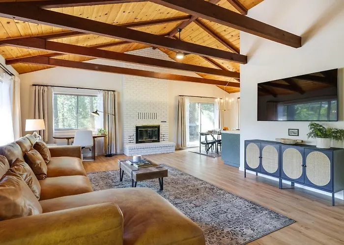 Stunning Twain Harte Cabin With Wraparound Deck!
