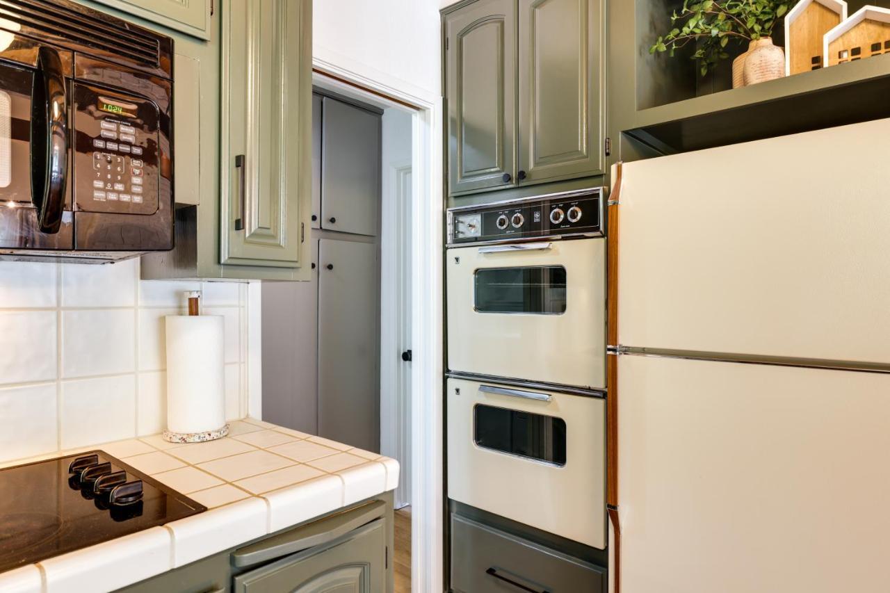Stunning With Wraparound Deck! Twain Harte